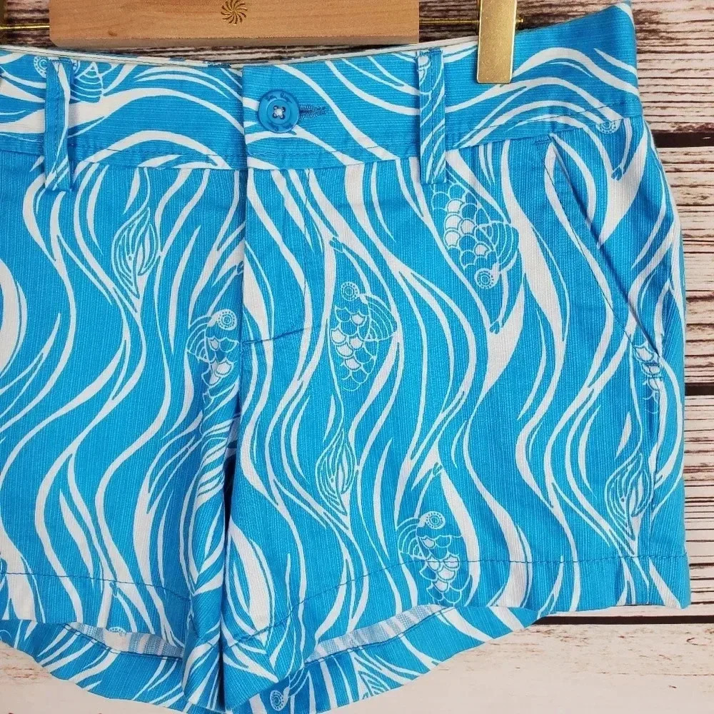 Lilly Pulitzer Womens Size 2 Blue/WhiteJoe Fish Callahan Shorts - Picture 4 of 10